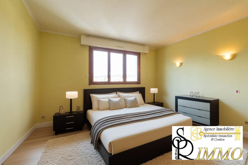 Appartement - 122 m² - 4 pièces