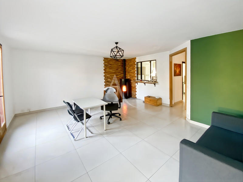 Maison - 115 m² - 6 pièces