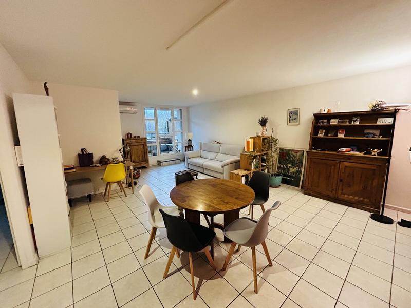 Appartement - 94 m² - 4 pièces