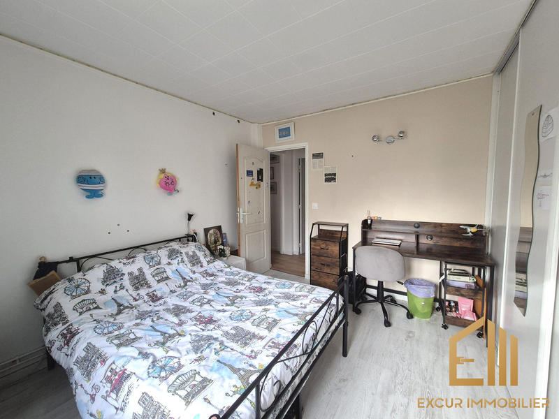 Maison - 140 m² - 8 pièces