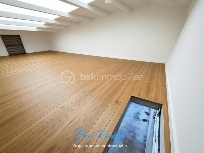 Maison - 500 m² - 6 pièces