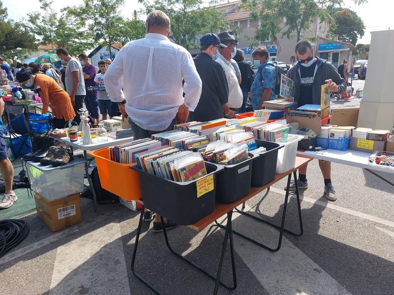 Vide grenier de la Couronne