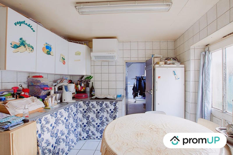 Maison - 200 m² - 11 pièces