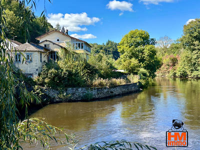 Maison - 100 m² - 12 pièces