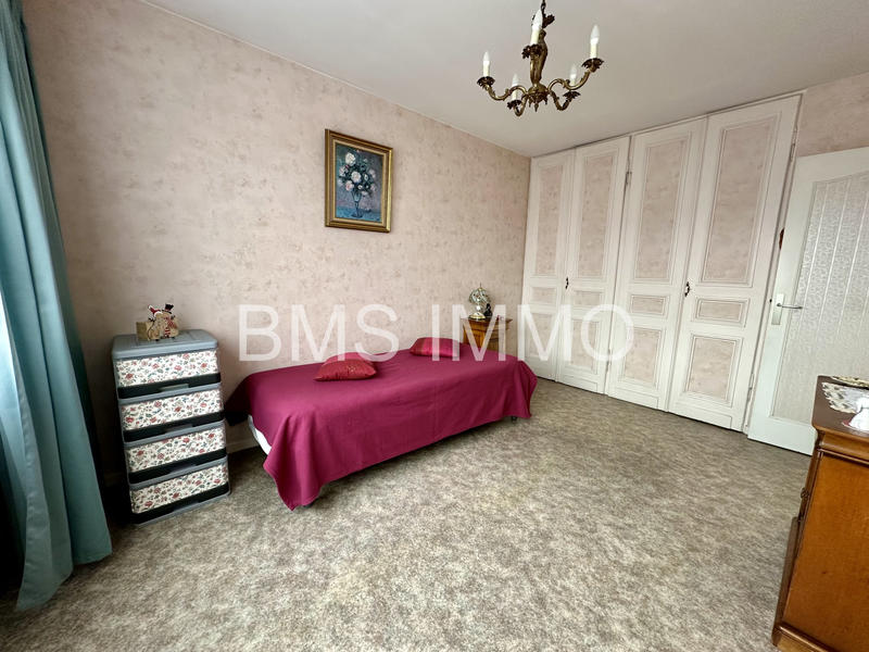 Appartement - 75 m² - 3 pièces