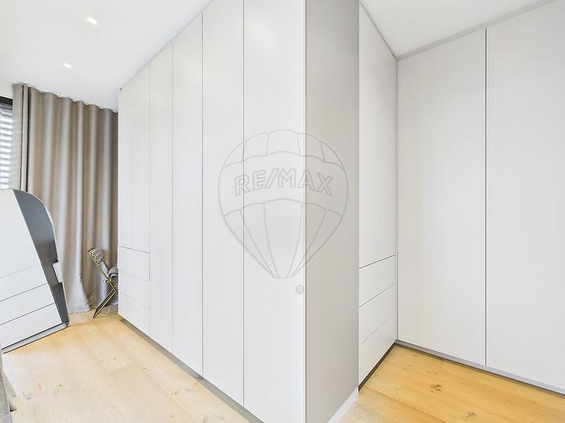 Maison - 175 m² - 6 pièces