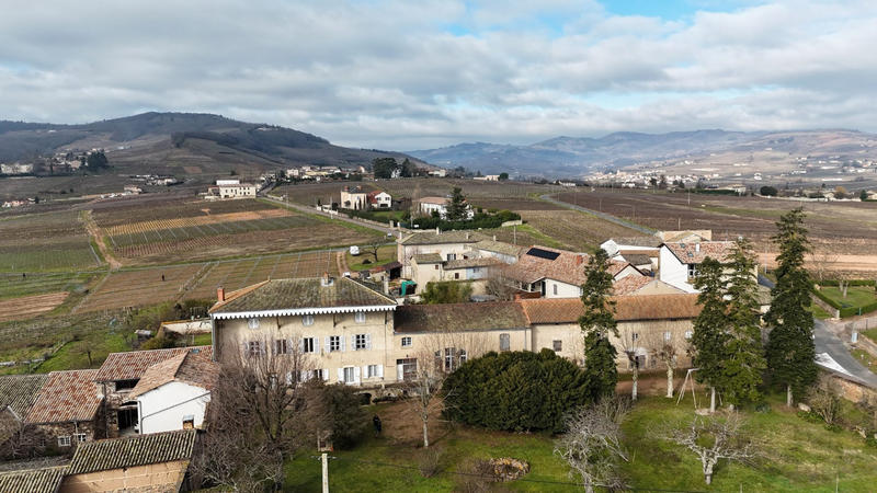 Maison ancienne - 280 m² - 13 pièces