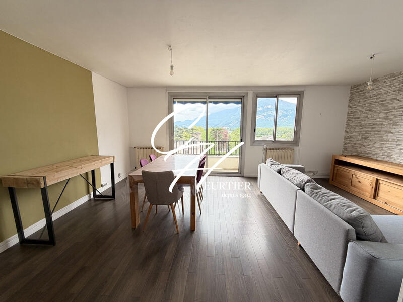 Appartement - 66 m² - 4 pièces