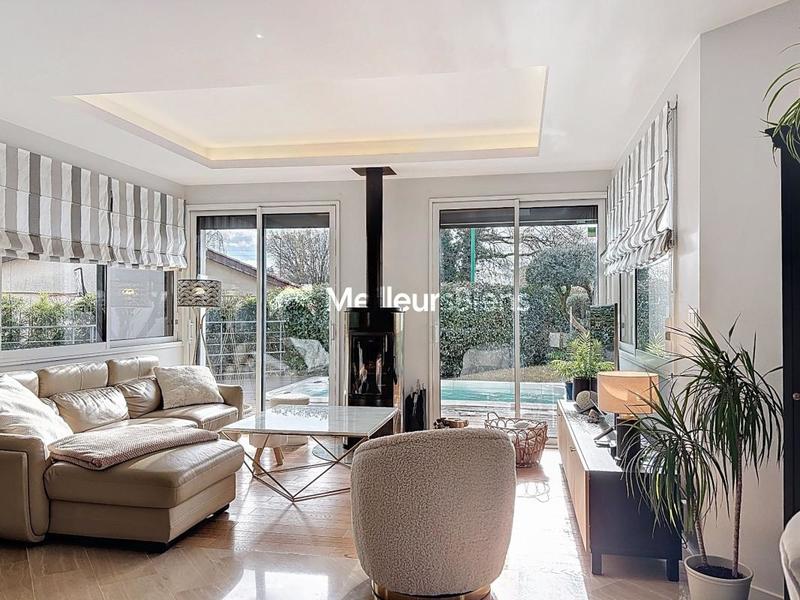 Maison d'architecte - 272 m² - 8 pièces