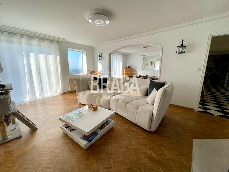 Maison - 160 m² - 7 pièces