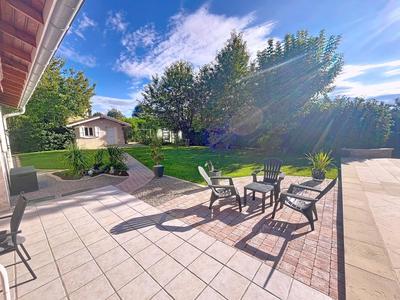 Maison - 182 m² - 7 pièces