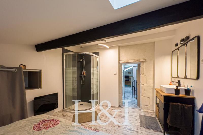 Propriété - 100 m² - 3 pièces