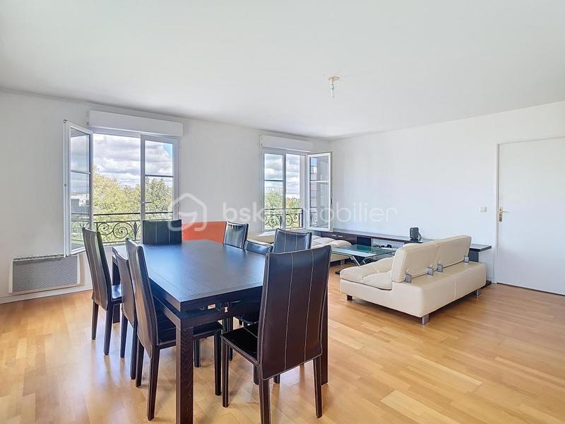 Appartement - 96 m² - 4 pièces