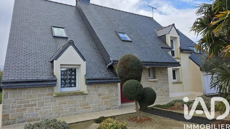 Maison - 192 m² - 8 pièces