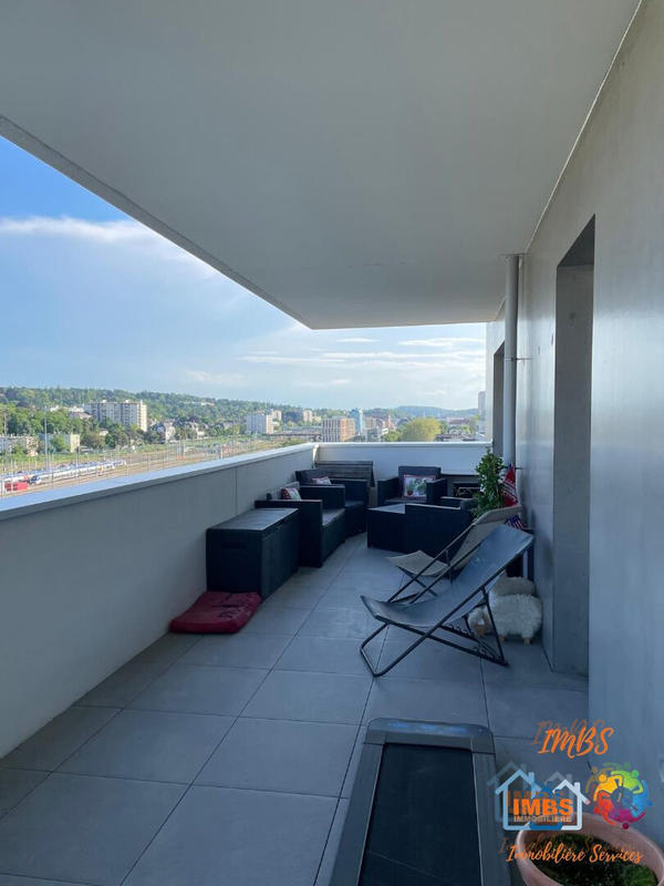 Appartement - 117 m² - 4 pièces