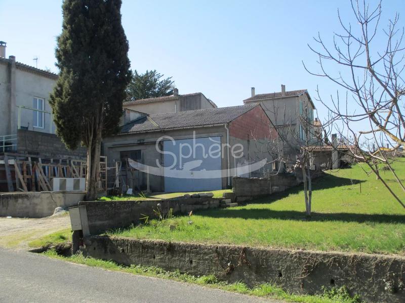 Hangar - 600 m² - 1 pièce