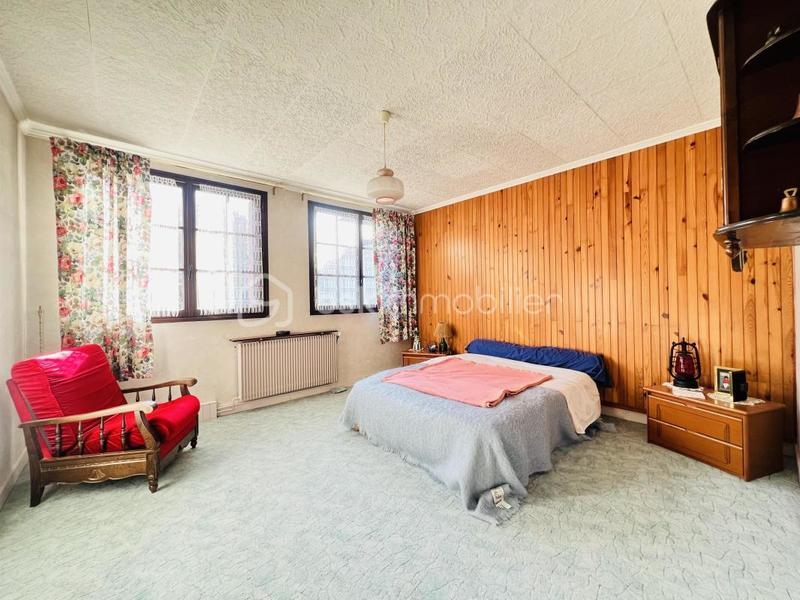 Maison - 127 m² - 7 pièces