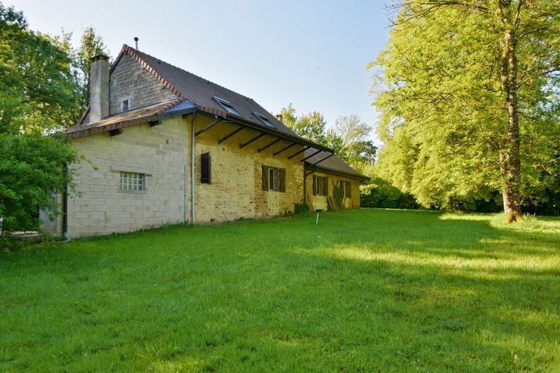 Maison - 188 m² - 6 pièces
