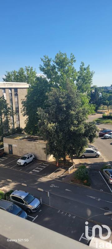 Appartement - 80 m² - 5 pièces