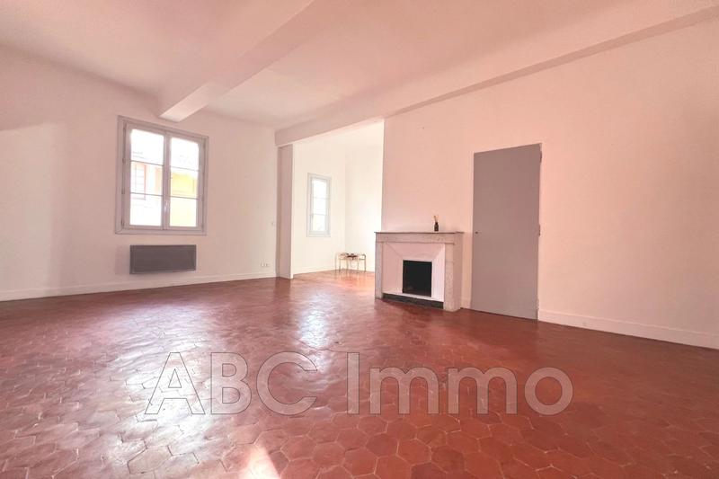 Appartement - 64 m² - 2 pièces