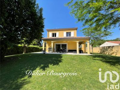 Maison - 185 m² - 8 pièces