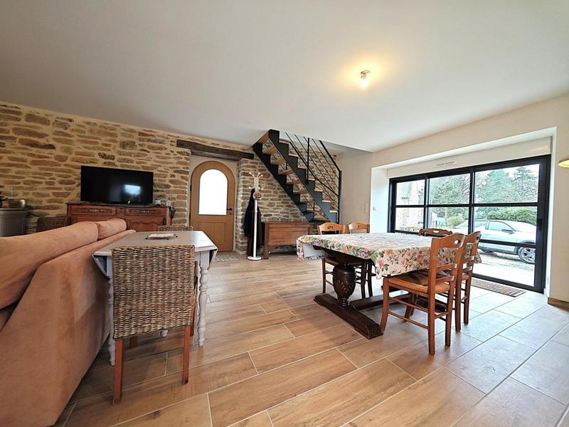 Maison en pierre - 108 m² - 5 pièces