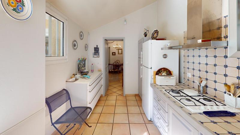 Maison - 245 m² - 7 pièces