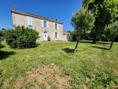 Maison - 186 m² - 6 pièces