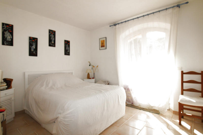 Villa - 220 m² - 5 pièces