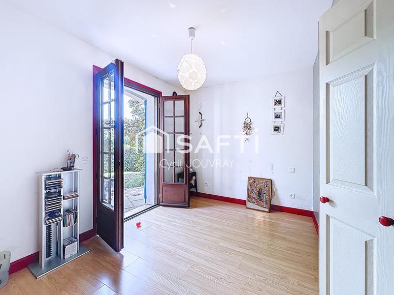 Maison - 145 m² - 6 pièces