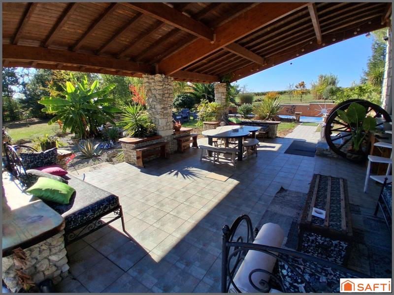 Maison - 147 m² - 6 pièces