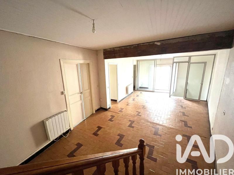 Maison - 186 m² - 7 pièces