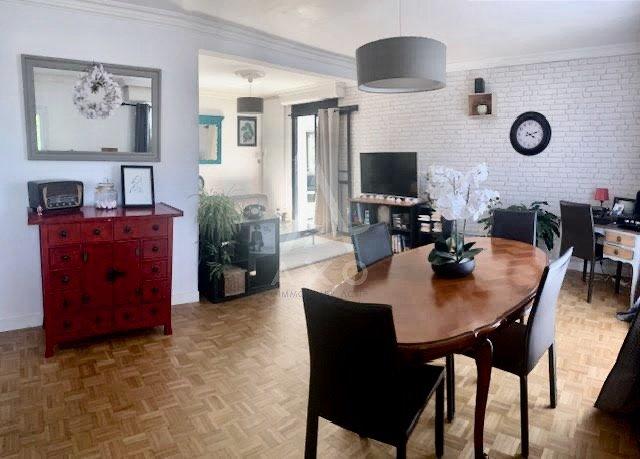 Maison - 110 m² - 6 pièces