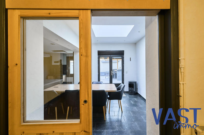 Maison traditionnelle - 160 m² - 7 pièces