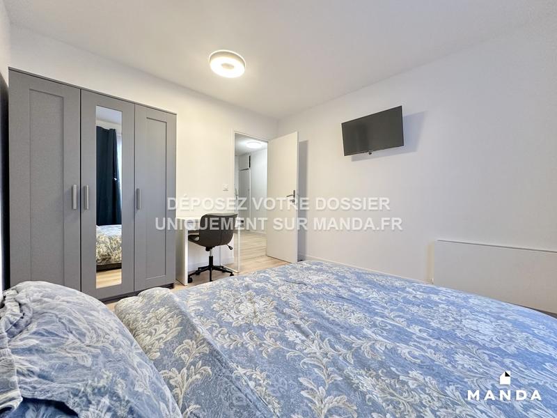 Chambre - 10 m² - 5 pièces