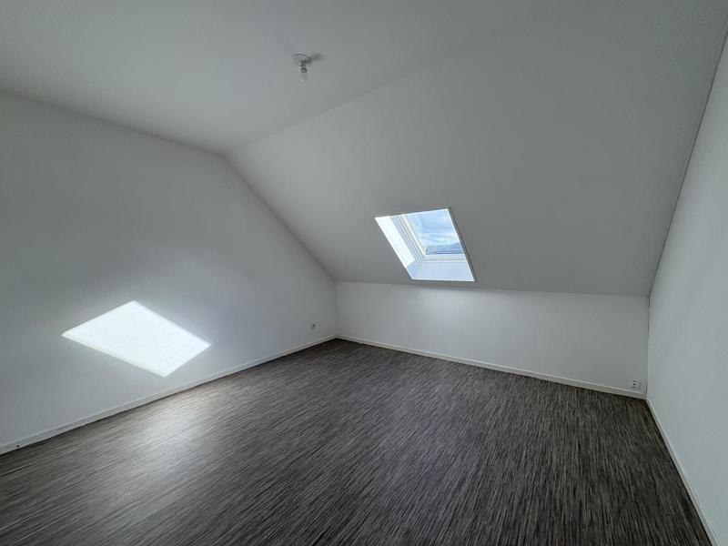 Appartement - 96 m² - 5 pièces