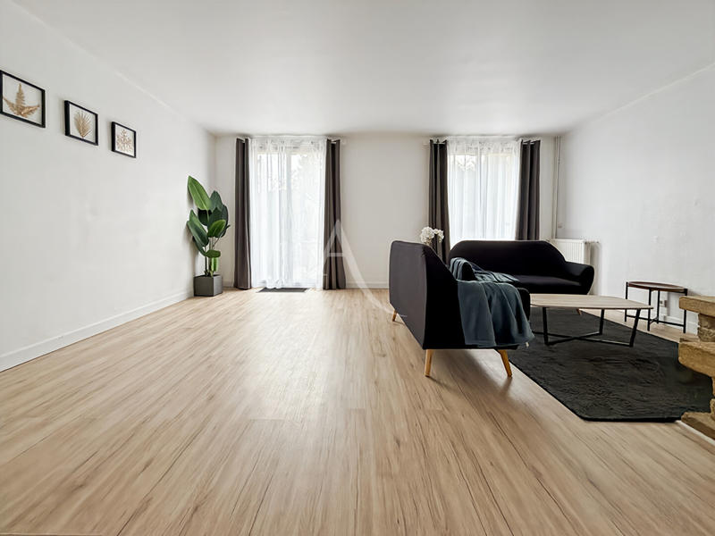 Maison - 80 m² - 5 pièces