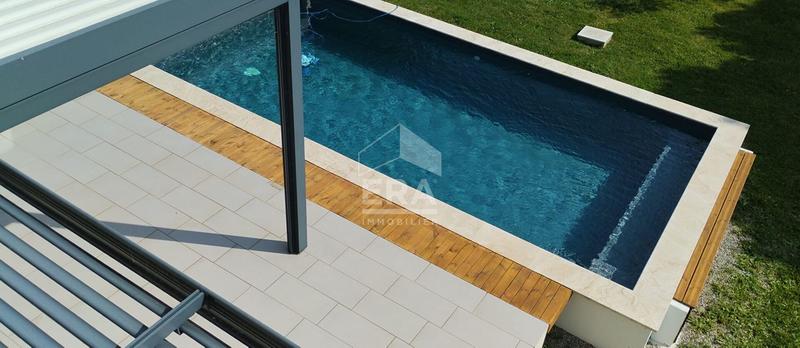 Villa - 141 m² - 5 pièces