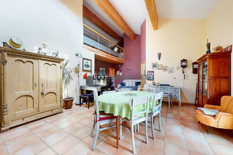 Villa - 183 m² - 4 pièces