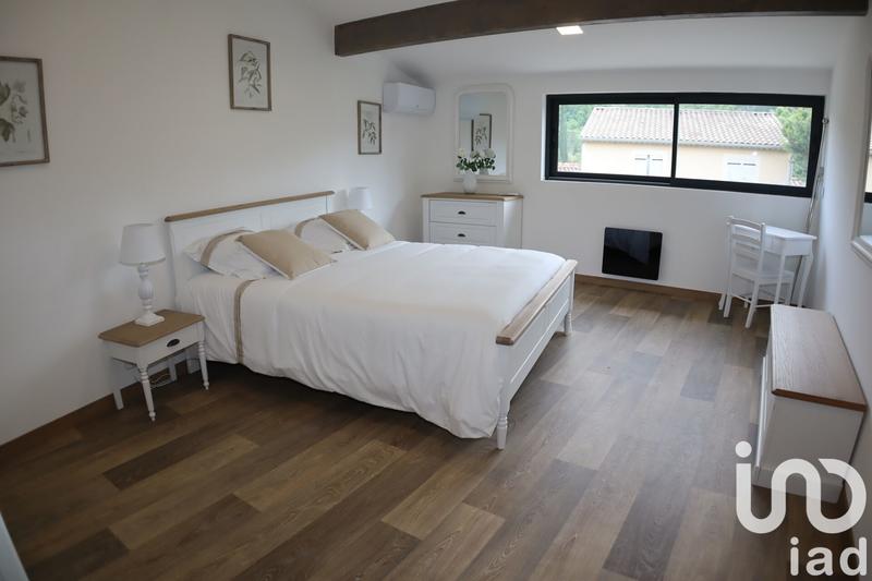 Maison - 151 m² - 5 pièces