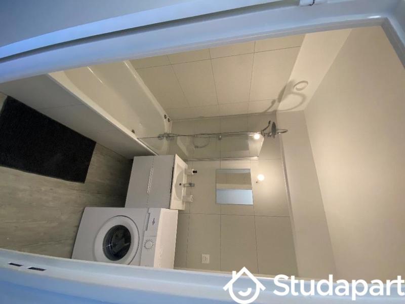 Chambre - 9 m² - 1 pièce