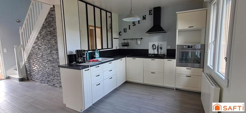 Maison - 90 m² - 4 pièces