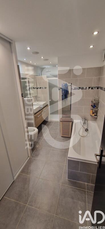 Maison - 160 m² - 6 pièces