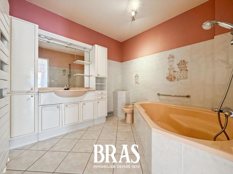 Appartement - 68 m² - 3 pièces