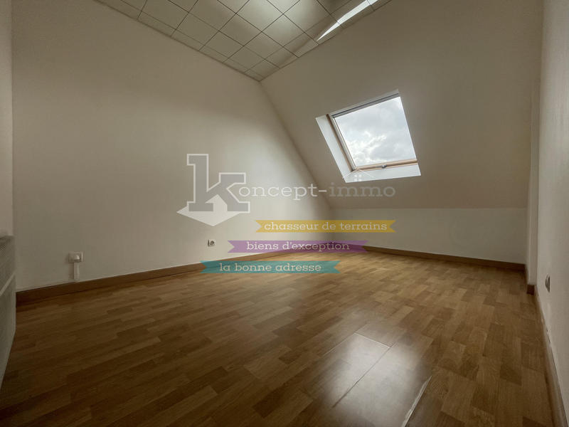 Maison - 80 m² - 5 pièces