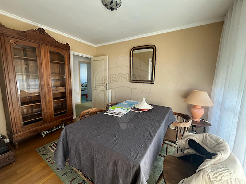 Appartement - 90 m² - 5 pièces