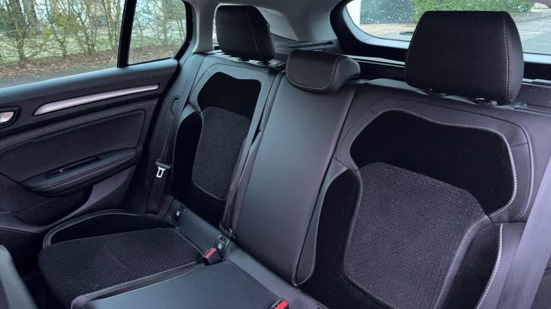 Renault Mégane Estate IV 1.5 Blue dCi 115 Edc Business Intens - Automatique