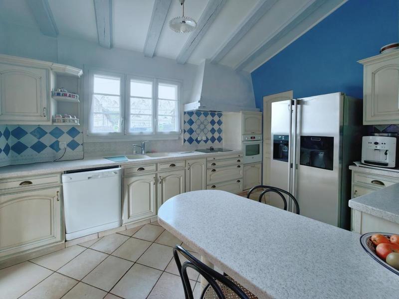 Maison - 166 m² - 8 pièces