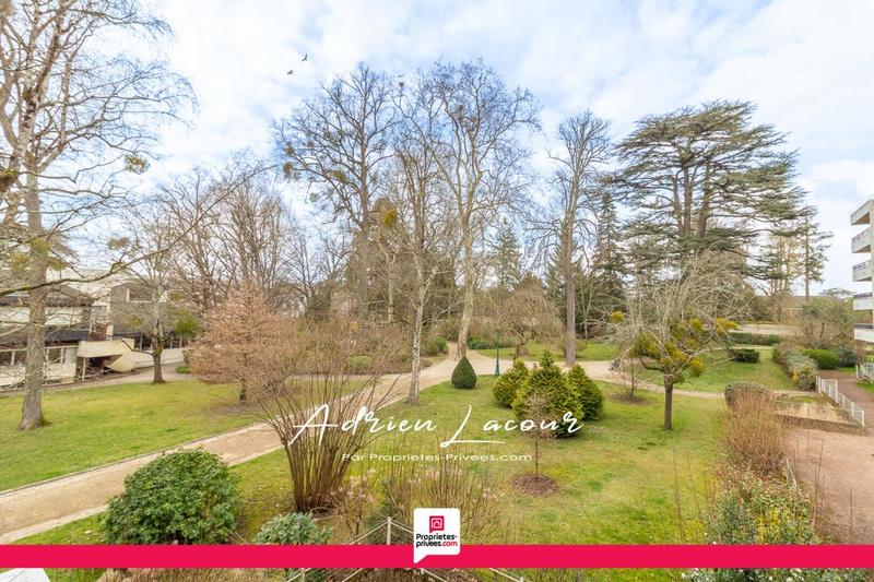 Appartement - 92 m² - 5 pièces