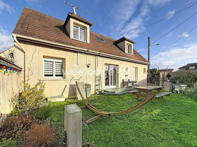 Maison - 145 m² - 5 pièces